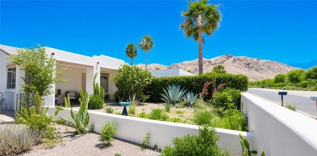 1932 S Barona, Palm Springs