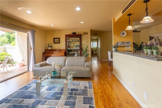 13420 La Jolla # F, La Mirada