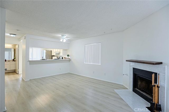 290 Victoria Street # 29 (f8), Costa Mesa