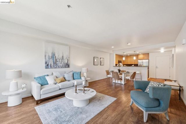 1511 Jefferson St # Ph 12, Oakland