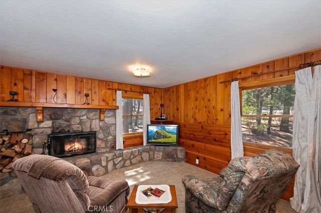 1012 E Country Club, Big Bear City
