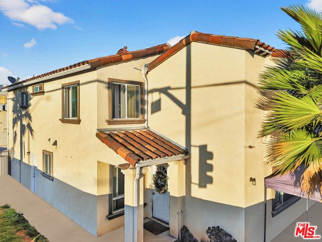 1503 E Gage Avenue, Los Angeles
