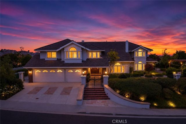111 Hillcrest Drive, Irvine