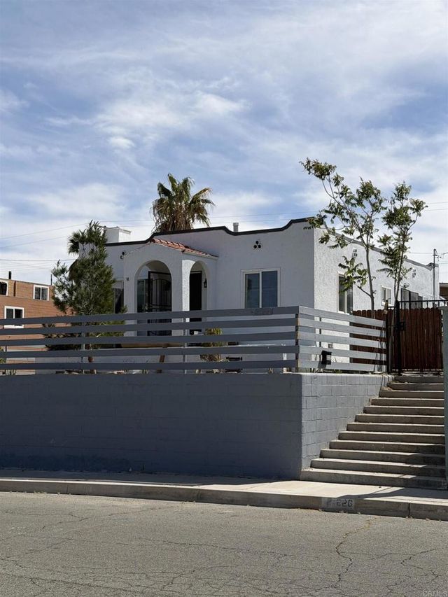 232 E Fredricks Street, Barstow