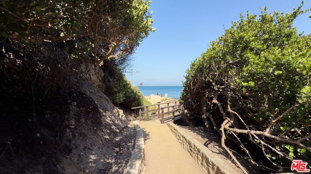 6565 Dume Drive, Malibu