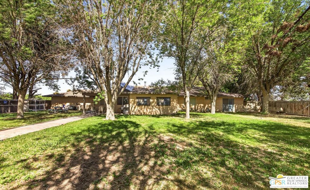 11446 Midway Avenue, Lucerne Valley
