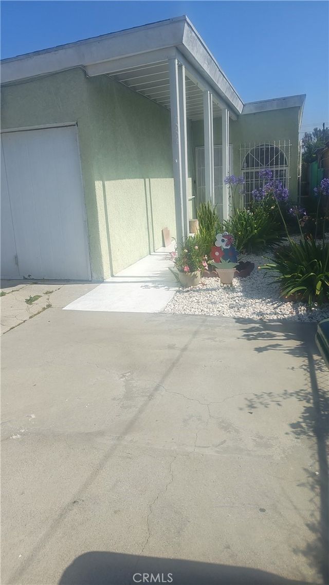 1664 E 113th, Los Angeles