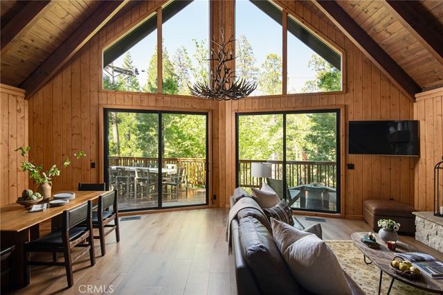 240 Blue Lake Road, Lake Arrowhead
