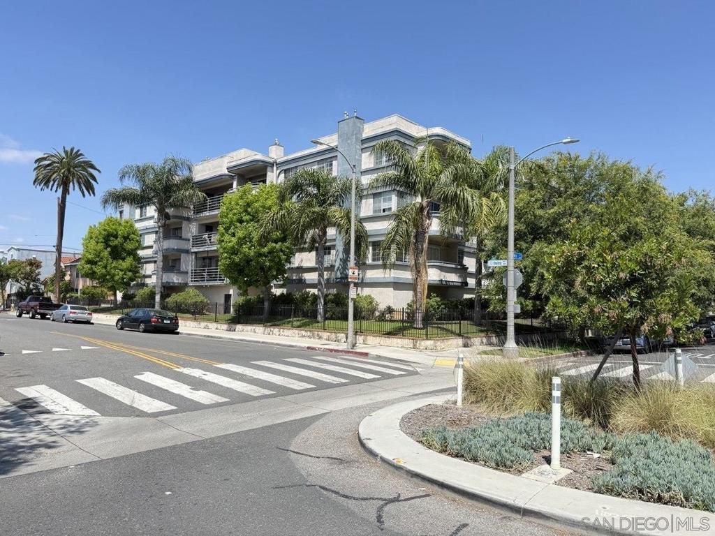 535 W 4th # 306, Long Beach
