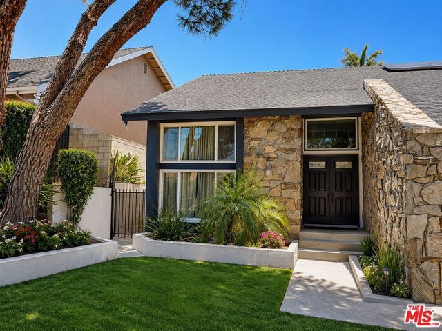 5456 Marjan Avenue, Los Angeles