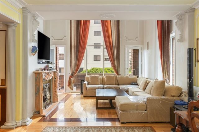 10550 Wilshire Boulevard # 302, Los Angeles