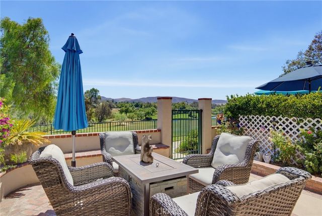 334 Country Club # C, Simi Valley