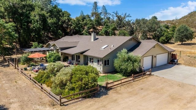 1575 Parkhill Road, Santa Margarita