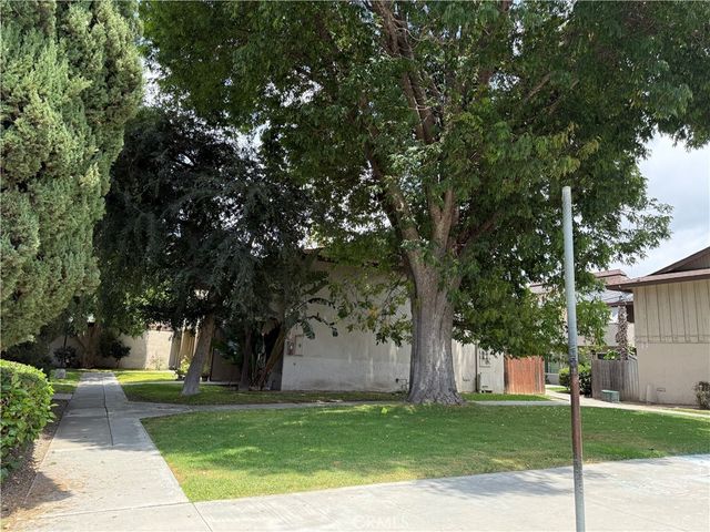 521 S Lyon # 85, Santa Ana