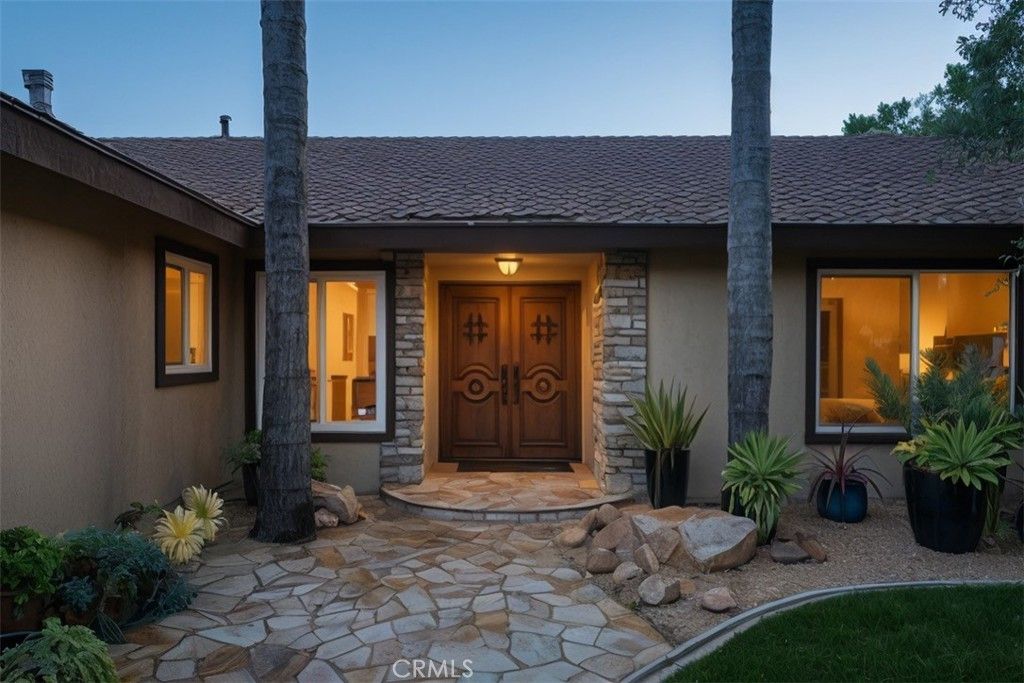 13831 Loretta, Tustin