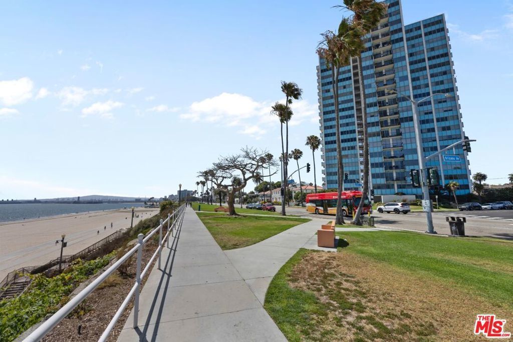 2999 E Ocean Boulevard # 210, Long Beach