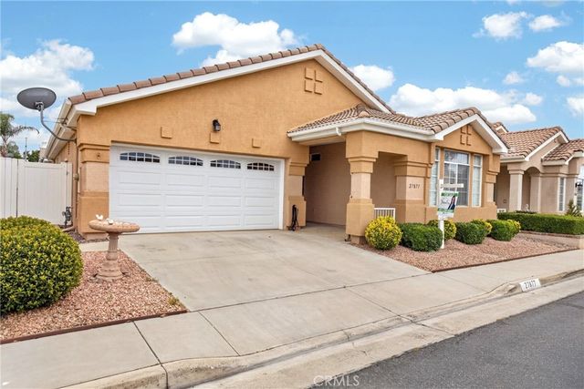 27877 Blaze, Menifee