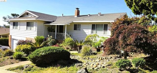 251 Rishell Dr, Oakland