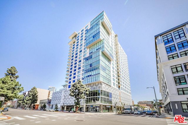 1050 S Grand Avenue # 905, Los Angeles