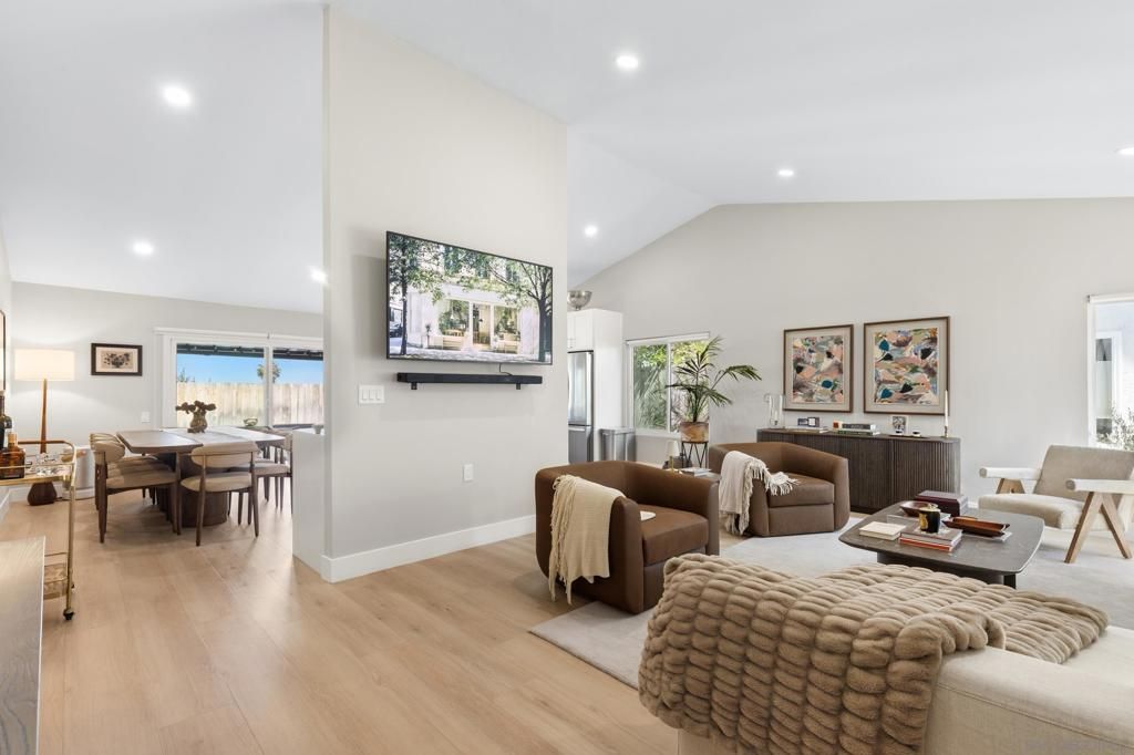 13072 Trigger St, San Diego