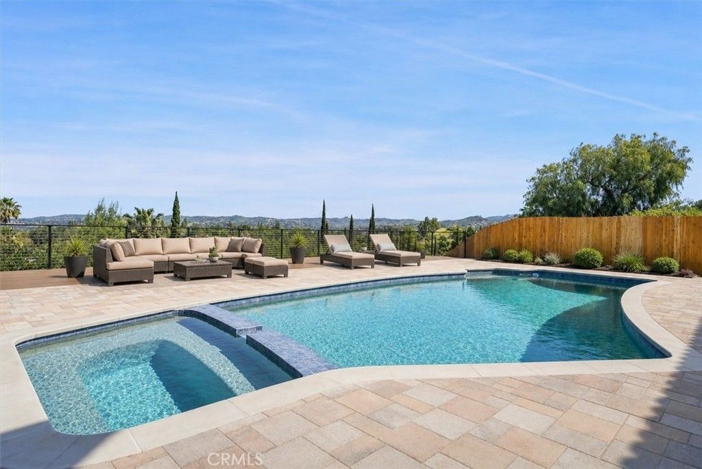 5952 Maury Avenue, Woodland Hills