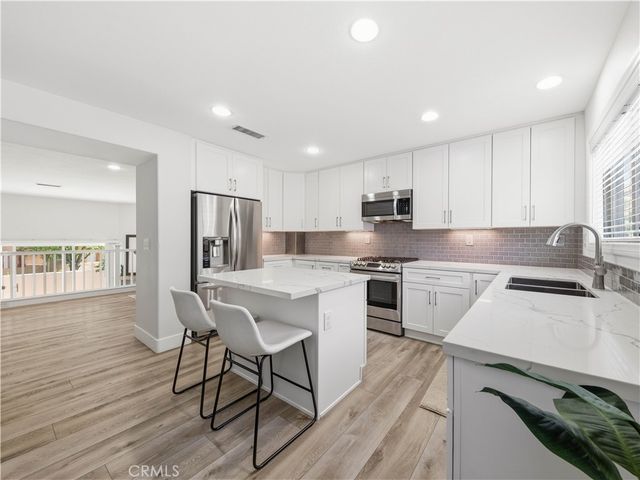25710 Holiday # C, Stevenson Ranch