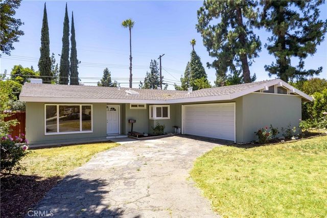 19808 Londelius Street, Northridge