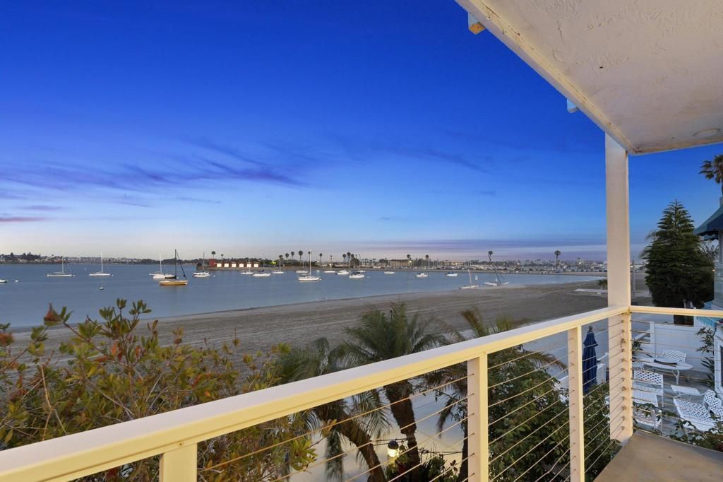 3630 Bayside Walk # B, San Diego