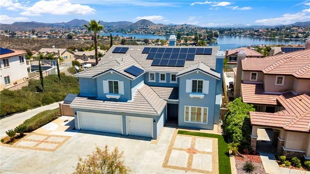 8 Via Del Fico Court, Lake Elsinore