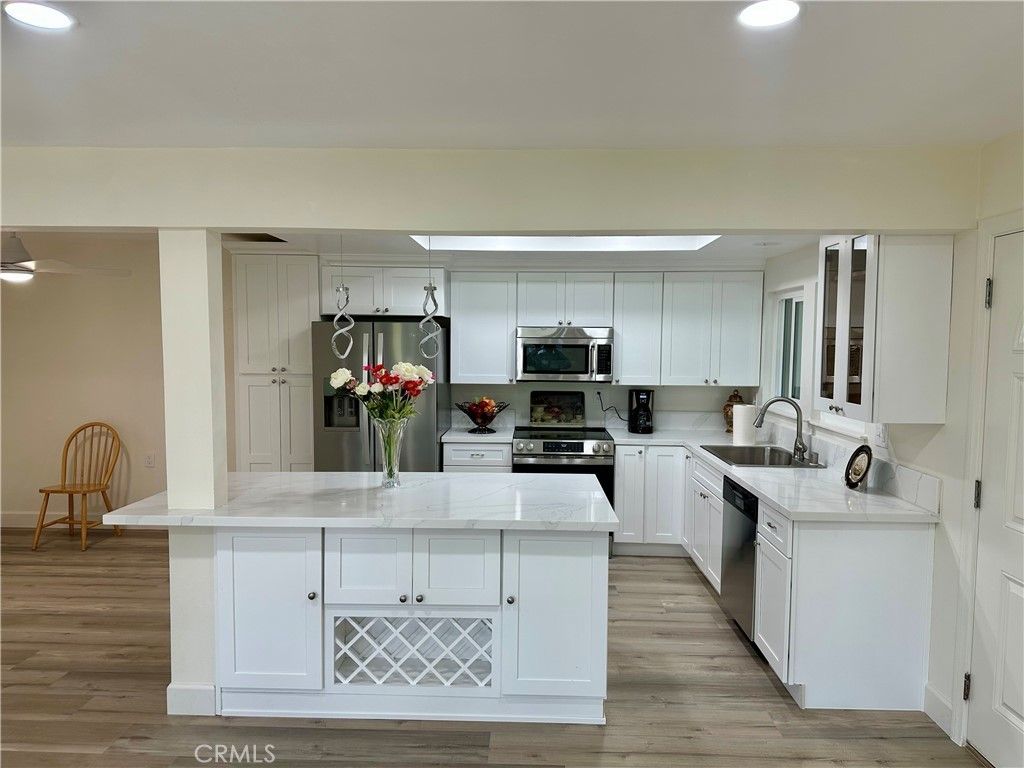2277 Via Mariposa W # B, Laguna Woods