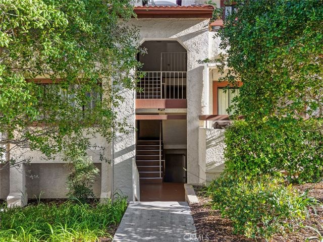 18053 Sundowner Way # 626, Canyon Country