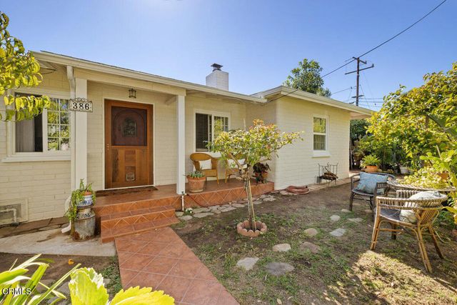 386 Larmier Avenue, Oak View