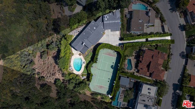 1612 Stradella Road, Los Angeles