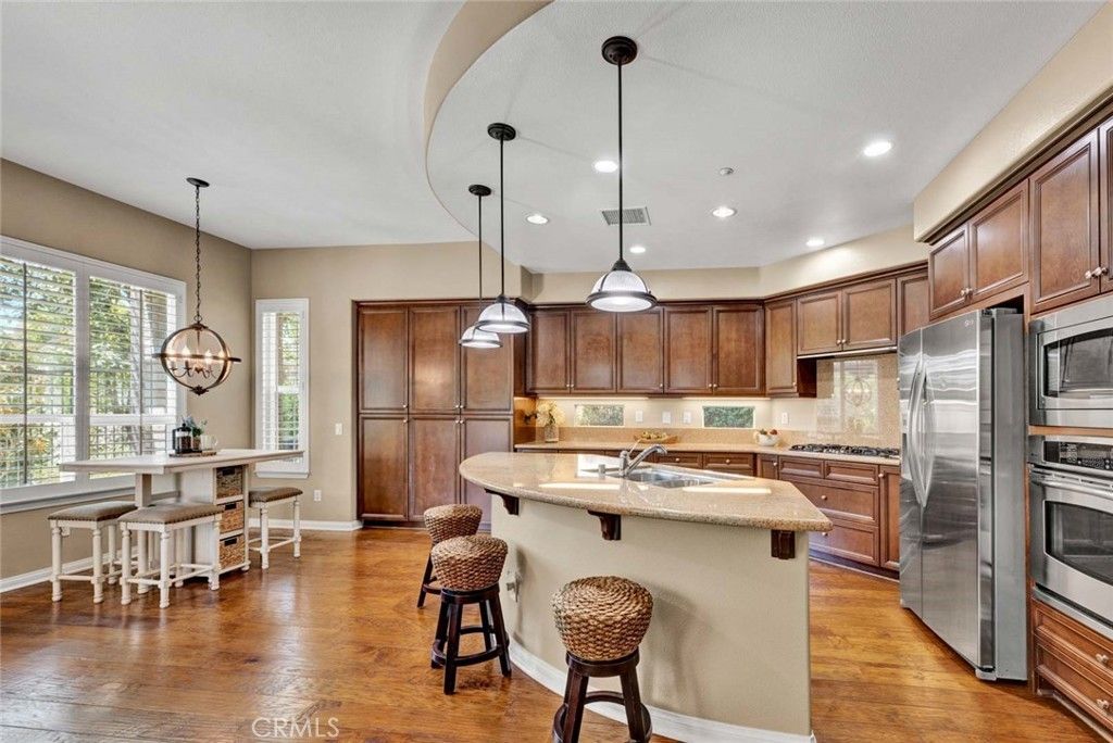 18960 Pelham, Yorba Linda