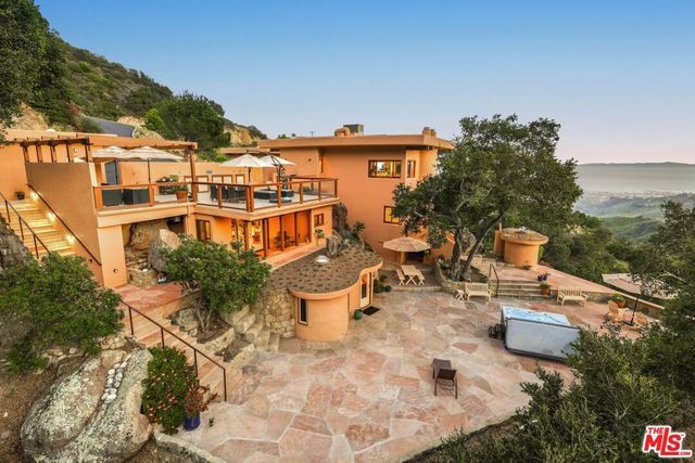 280 W Mountain Drive, Santa Barbara
