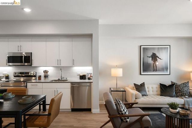 260 Brooklyn Basin Way # 426, Oakland