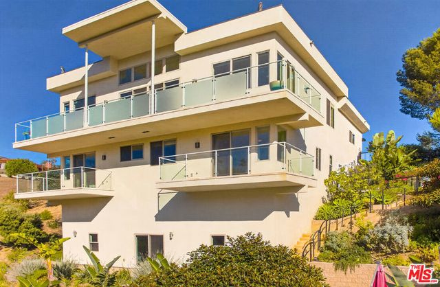 5787 Calpine Drive, Malibu