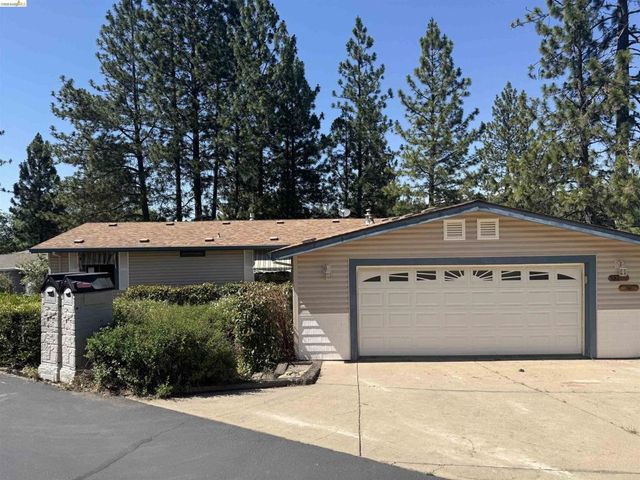 22700 Hidden Hollow Dr, Groveland