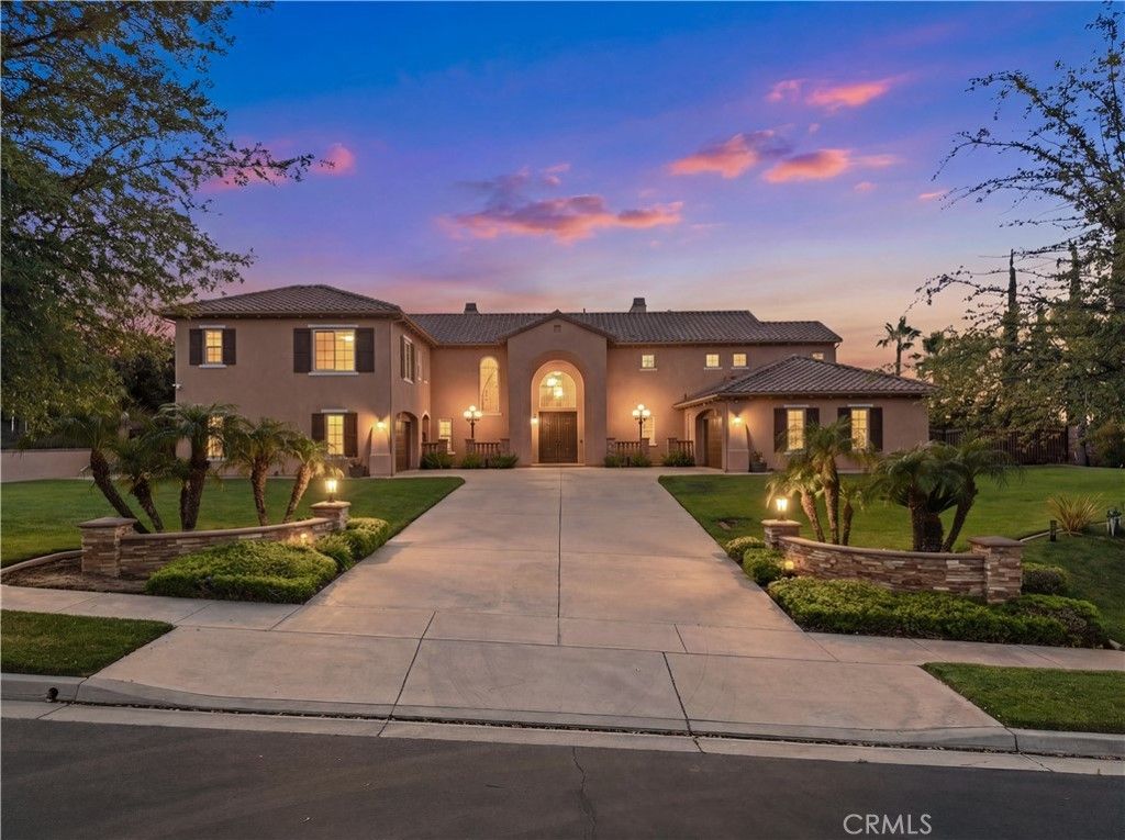 4068 Shady Ridge Circle, Corona