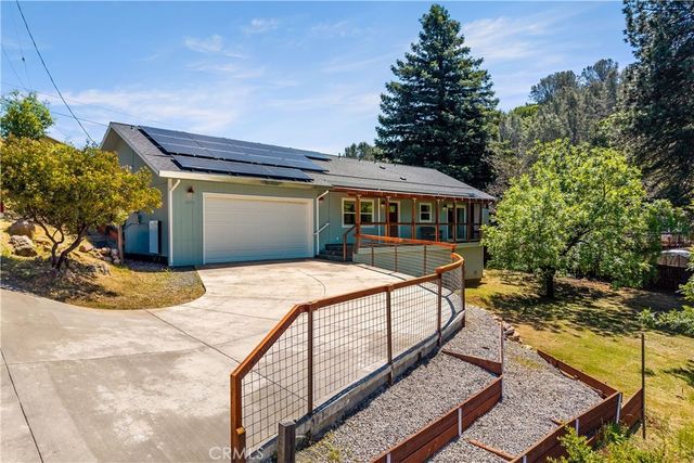 10075 El Capitan Way, Kelseyville