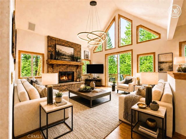 292 N Fairway, Lake Arrowhead
