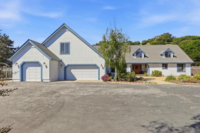 215 Chateau Drive, Aromas