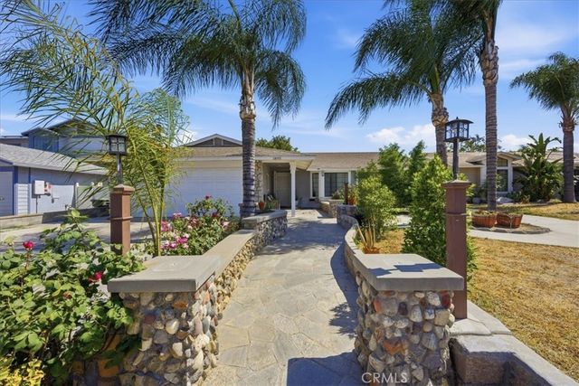 1893 Loma Bonita, Perris