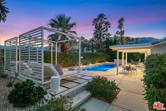 2251 E Calle Papagayo, Palm Springs