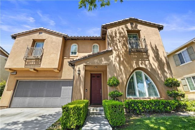 8740 Founders Grove, Chino