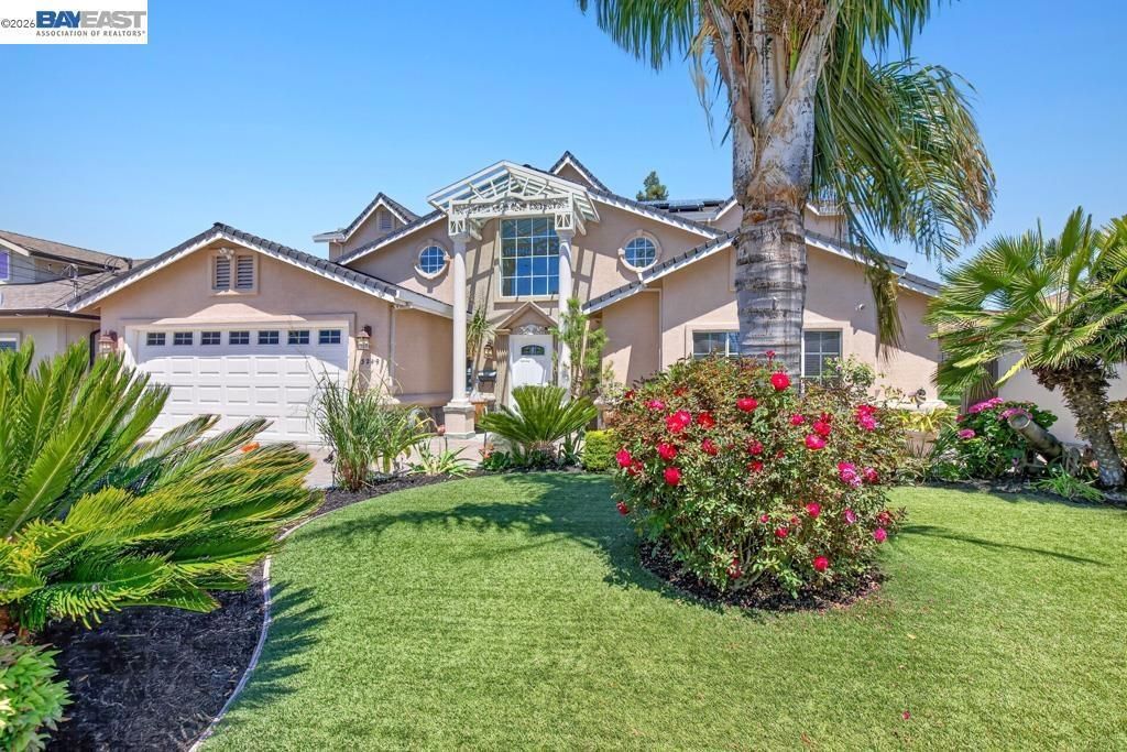 3249 Greenwood Dr, Fremont