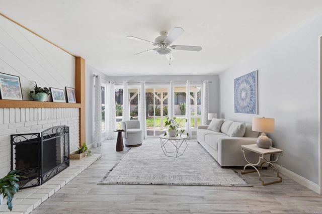 14327 Jennings Vista Trail, Lakeside