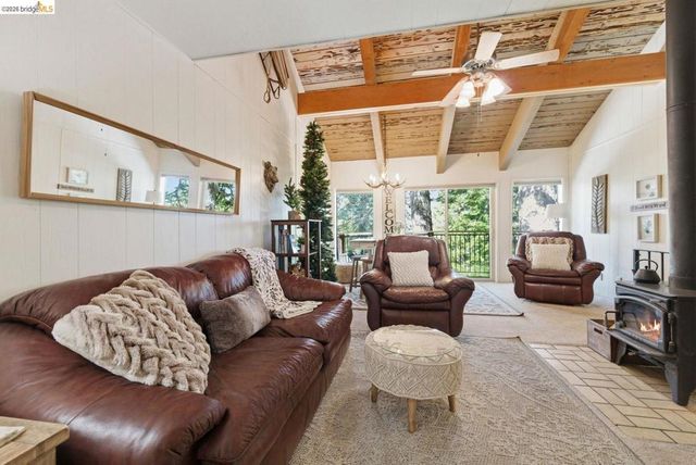 33840 Upper Leland Rd # # 25a, Strawberry