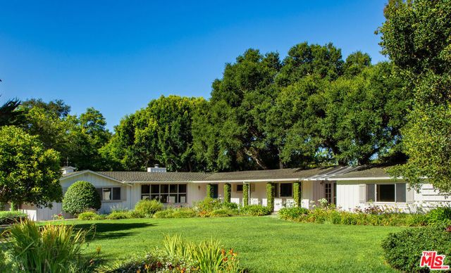 279 Santa Rosa Lane, Montecito