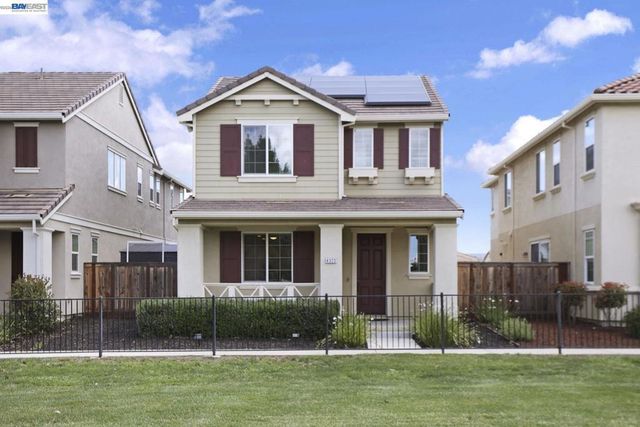4323 Lennox Ln, Tracy